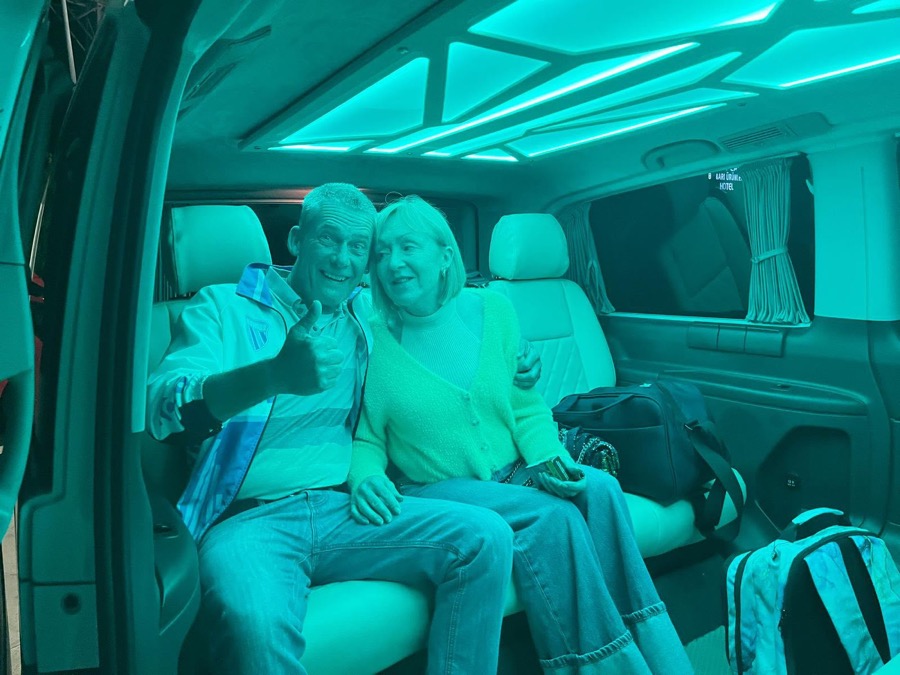 Voyage VIP Transfer guests