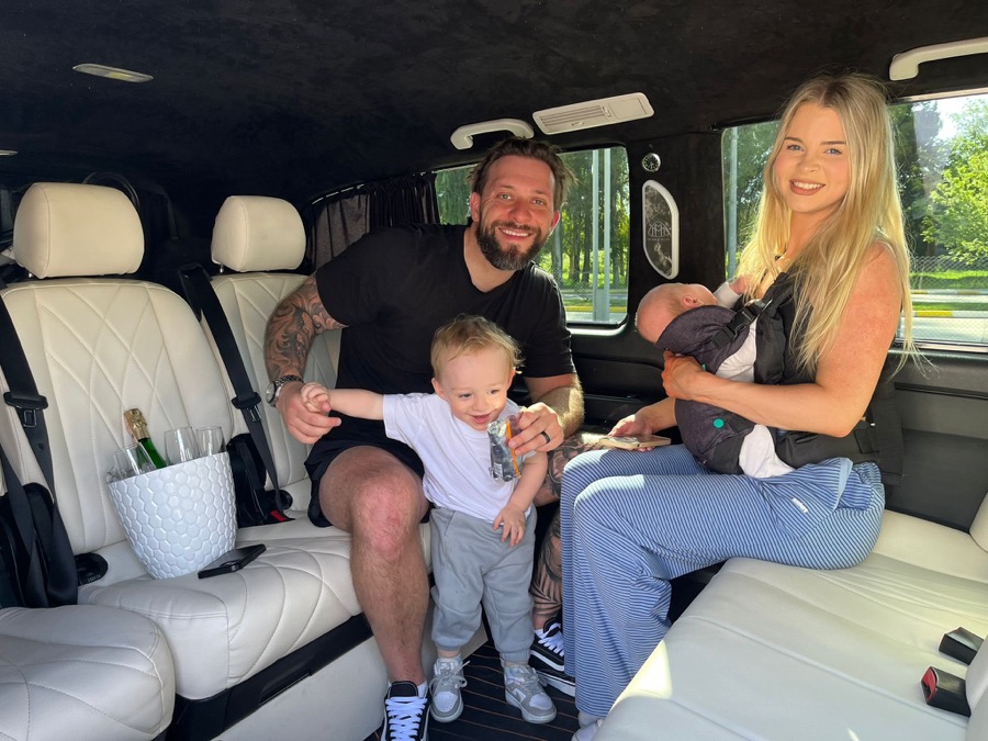 Voyage VIP Transfer guests